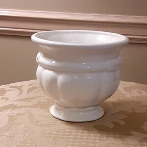White Ceramic Vase/Pot
